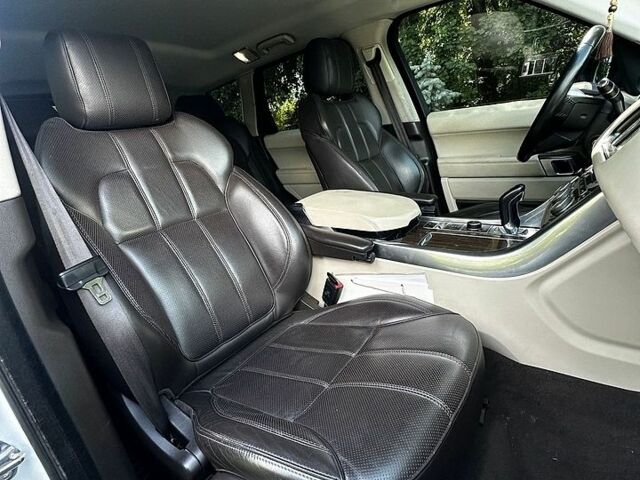 Білий Ленд Ровер Range Rover Sport, об'ємом двигуна 3 л та пробігом 193 тис. км за 20600 $, фото 37 на Automoto.ua