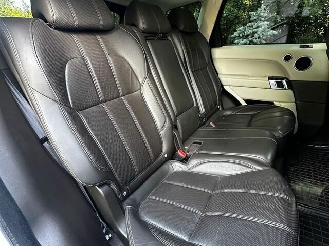 Білий Ленд Ровер Range Rover Sport, об'ємом двигуна 3 л та пробігом 193 тис. км за 20600 $, фото 36 на Automoto.ua