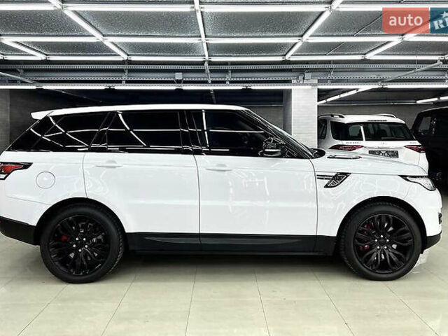 Білий Ленд Ровер Range Rover Sport, об'ємом двигуна 5 л та пробігом 119 тис. км за 39500 $, фото 11 на Automoto.ua