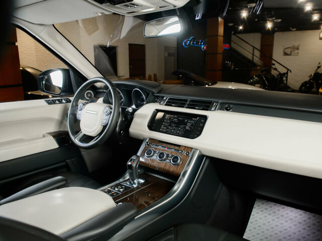 Білий Ленд Ровер Range Rover Sport, об'ємом двигуна 3 л та пробігом 93 тис. км за 45500 $, фото 21 на Automoto.ua
