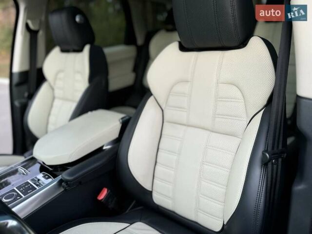 Ленд Ровер Рендж Ровер Спорт 2013 в Киеве на Automoto.ua Белый Ленд Ровер Рендж Ровер Спорт, объемом двигателя 3 л и пробегом 108 тыс. км за 27800 $, фото 36 на Automoto.ua