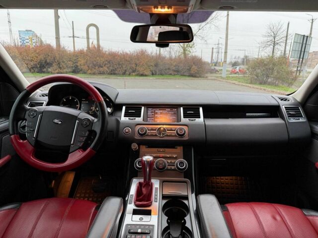 Білий Ленд Ровер Range Rover Sport, об'ємом двигуна 3 л та пробігом 156 тис. км за 21000 $, фото 21 на Automoto.ua