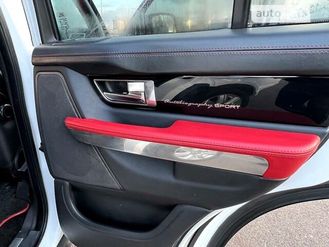 Белый Ленд Ровер Рендж Ровер Спорт, объемом двигателя 3 л и пробегом 156 тыс. км за 21500 $, фото 39 на Automoto.ua