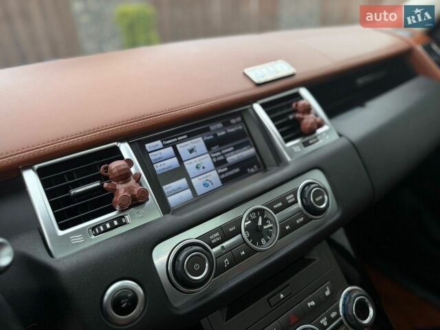 Білий Ленд Ровер Range Rover Sport, об'ємом двигуна 3 л та пробігом 198 тис. км за 14700 $, фото 23 на Automoto.ua