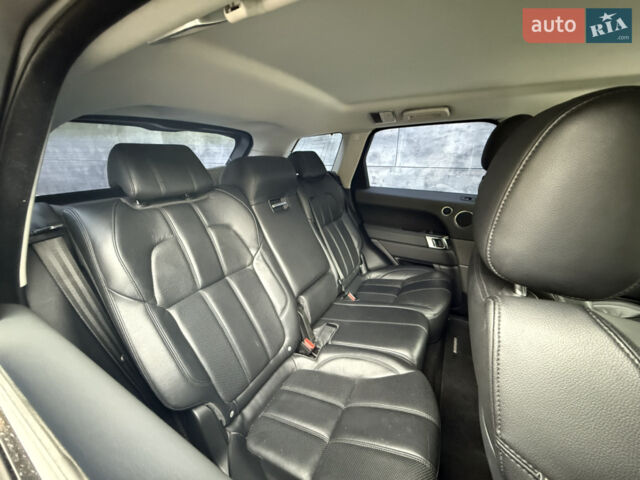Білий Ленд Ровер Range Rover Sport, об'ємом двигуна 2.99 л та пробігом 197 тис. км за 24000 $, фото 16 на Automoto.ua