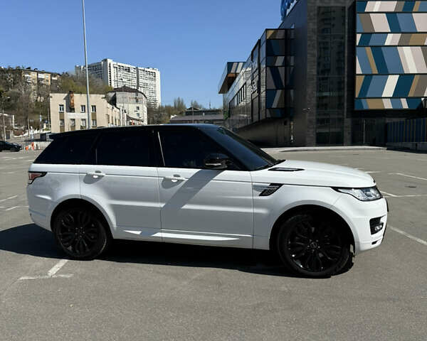 Белый Ленд Ровер Рендж Ровер Спорт, объемом двигателя 3 л и пробегом 111 тыс. км за 30500 $, фото 2 на Automoto.ua