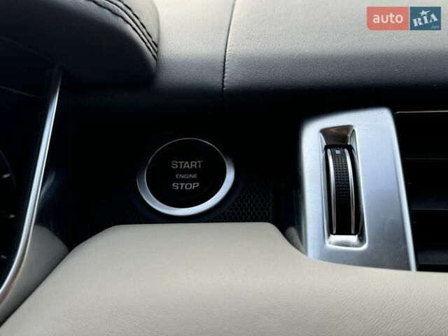 Ленд Ровер Рендж Ровер Спорт 2013 в Киеве на Automoto.ua Белый Ленд Ровер Рендж Ровер Спорт, объемом двигателя 3 л и пробегом 108 тыс. км за 27800 $, фото 55 на Automoto.ua