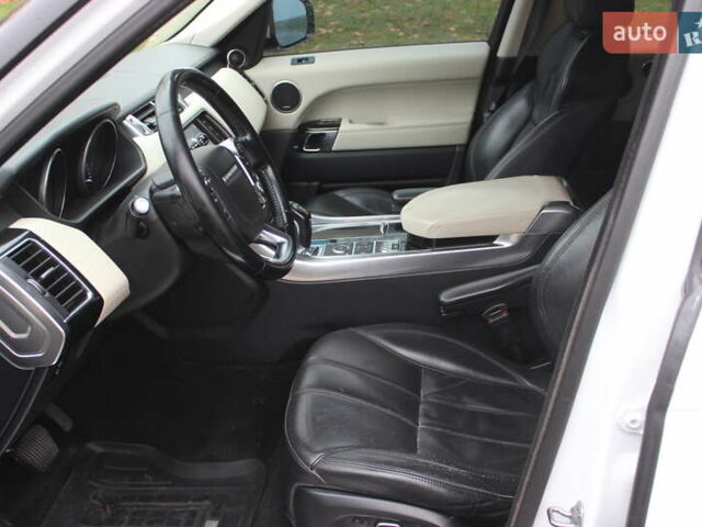 Білий Ленд Ровер Range Rover Sport, об'ємом двигуна 2.99 л та пробігом 300 тис. км за 19999 $, фото 18 на Automoto.ua