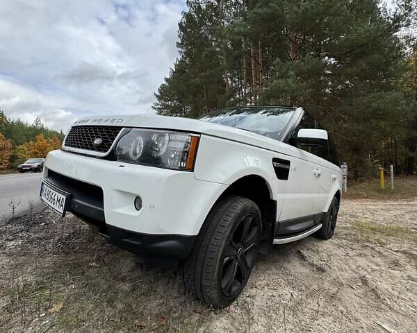 Білий Ленд Ровер Range Rover Sport, об'ємом двигуна 3 л та пробігом 237 тис. км за 16000 $, фото 22 на Automoto.ua