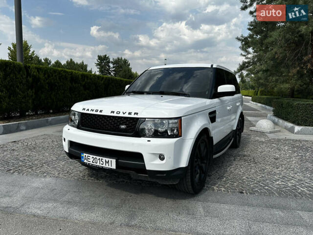 Білий Ленд Ровер Range Rover Sport, об'ємом двигуна 3 л та пробігом 209 тис. км за 20000 $, фото 3 на Automoto.ua