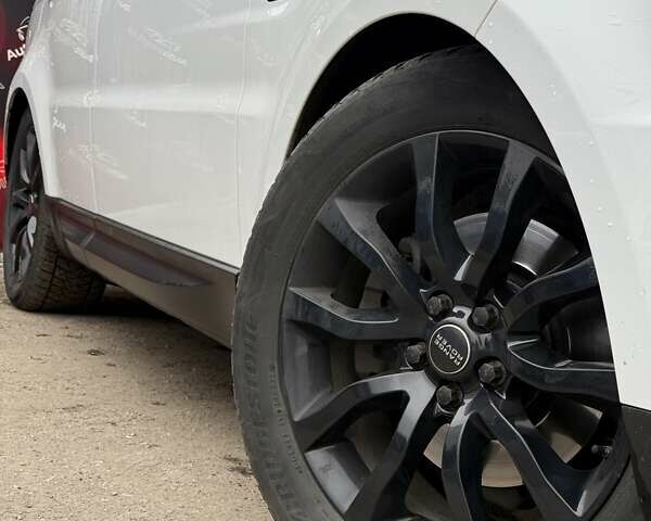 Білий Ленд Ровер Range Rover Sport, об'ємом двигуна 3 л та пробігом 190 тис. км за 24500 $, фото 6 на Automoto.ua