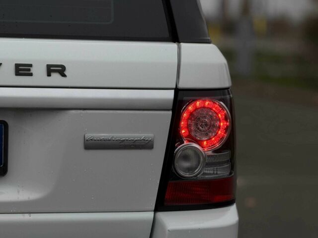 Білий Ленд Ровер Range Rover Sport, об'ємом двигуна 3 л та пробігом 156 тис. км за 21000 $, фото 7 на Automoto.ua