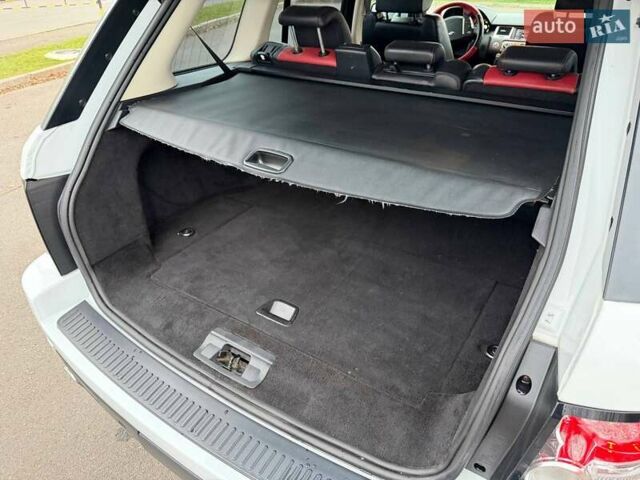 Белый Ленд Ровер Рендж Ровер Спорт, объемом двигателя 3 л и пробегом 156 тыс. км за 21000 $, фото 32 на Automoto.ua