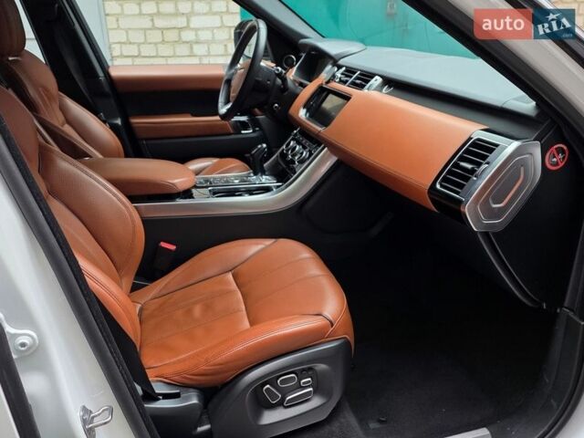 Белый Ленд Ровер Рендж Ровер Спорт, объемом двигателя 3 л и пробегом 101 тыс. км за 26000 $, фото 1 на Automoto.ua