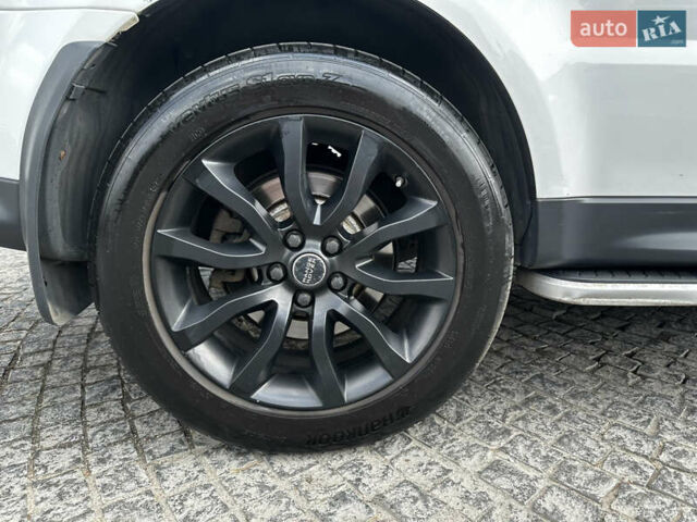 Білий Ленд Ровер Range Rover Sport, об'ємом двигуна 3 л та пробігом 209 тис. км за 20000 $, фото 21 на Automoto.ua