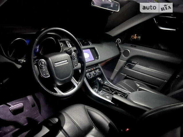 Білий Ленд Ровер Range Rover Sport, об'ємом двигуна 2.99 л та пробігом 107 тис. км за 32000 $, фото 4 на Automoto.ua