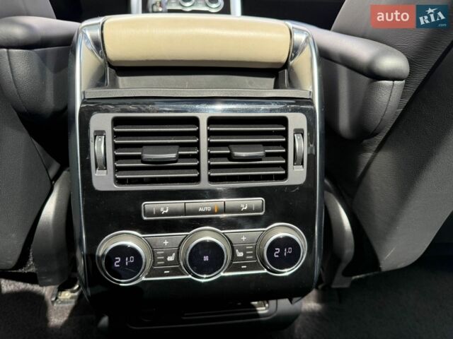 Білий Ленд Ровер Range Rover Sport, об'ємом двигуна 3 л та пробігом 119 тис. км за 28999 $, фото 10 на Automoto.ua