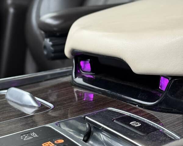 Білий Ленд Ровер Range Rover Sport, об'ємом двигуна 3 л та пробігом 190 тис. км за 24500 $, фото 44 на Automoto.ua