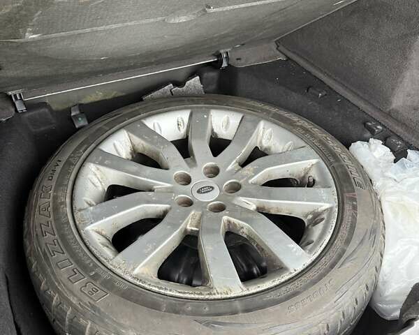 Білий Ленд Ровер Range Rover Sport, об'ємом двигуна 3 л та пробігом 190 тис. км за 24500 $, фото 15 на Automoto.ua