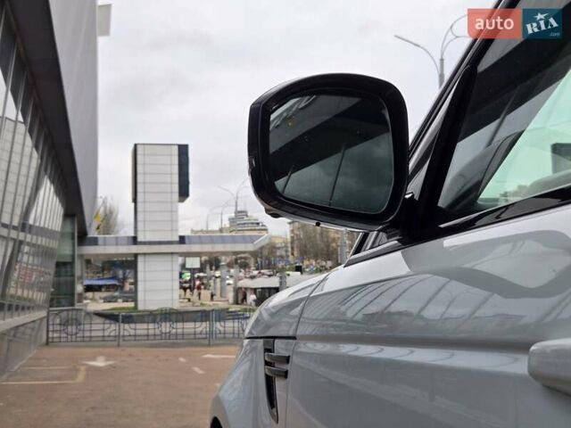 Белый Ленд Ровер Рендж Ровер Спорт, объемом двигателя 5 л и пробегом 122 тыс. км за 34500 $, фото 37 на Automoto.ua