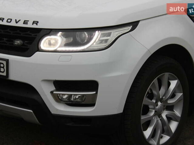 Білий Ленд Ровер Range Rover Sport, об'ємом двигуна 2.99 л та пробігом 300 тис. км за 19999 $, фото 11 на Automoto.ua