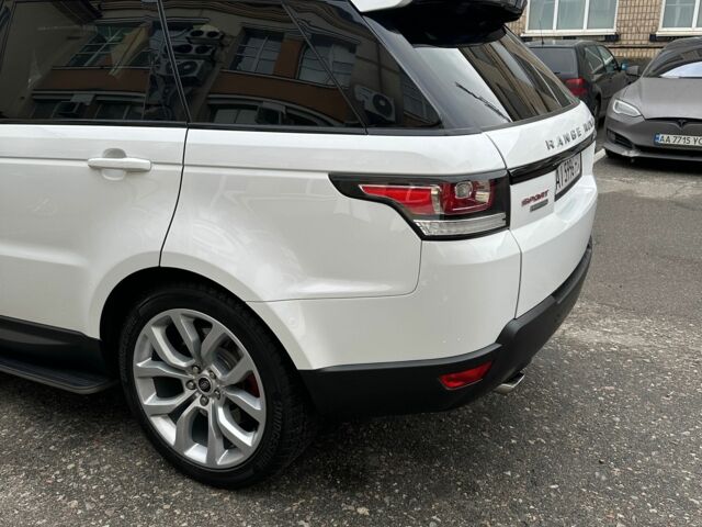 Белый Ленд Ровер Рендж Ровер Спорт, объемом двигателя 5 л и пробегом 121 тыс. км за 34500 $, фото 5 на Automoto.ua