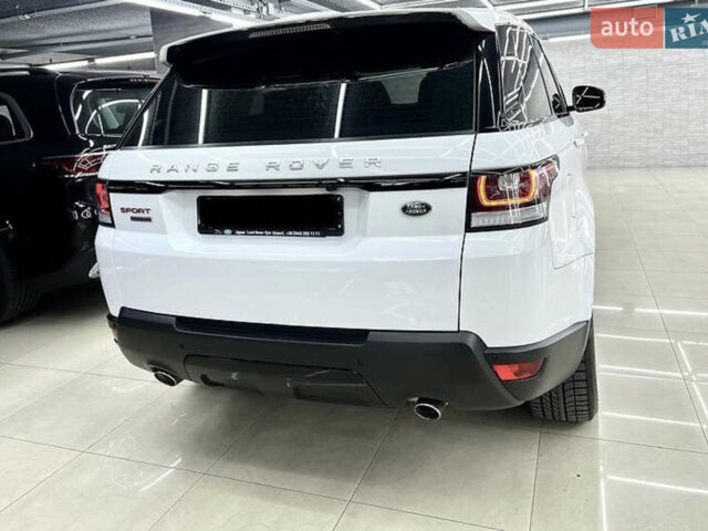 Білий Ленд Ровер Range Rover Sport, об'ємом двигуна 5 л та пробігом 119 тис. км за 39500 $, фото 12 на Automoto.ua