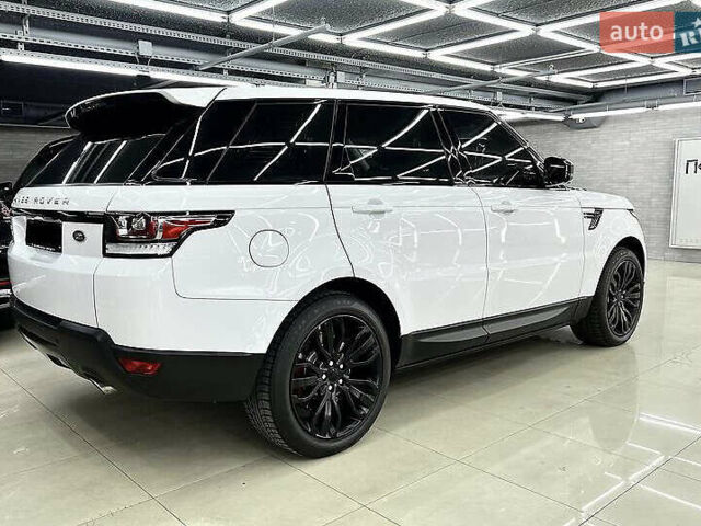 Білий Ленд Ровер Range Rover Sport, об'ємом двигуна 5 л та пробігом 119 тис. км за 39500 $, фото 7 на Automoto.ua