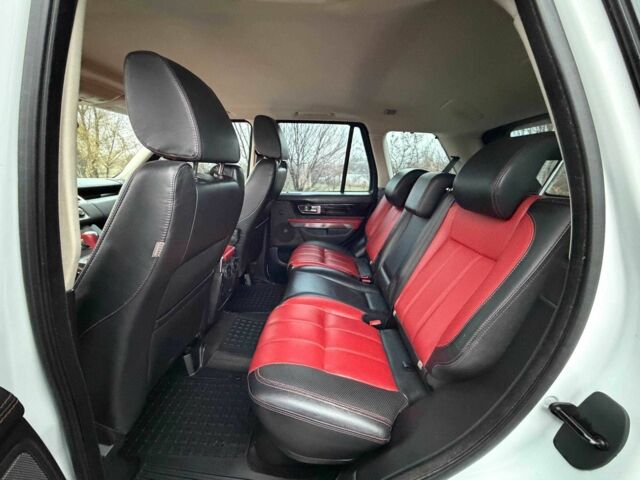 Білий Ленд Ровер Range Rover Sport, об'ємом двигуна 3 л та пробігом 156 тис. км за 21000 $, фото 11 на Automoto.ua