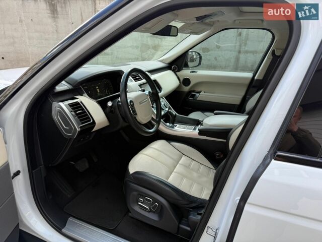 Білий Ленд Ровер Range Rover Sport, об'ємом двигуна 3 л та пробігом 119 тис. км за 28999 $, фото 22 на Automoto.ua