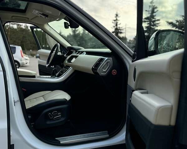 Ленд Ровер Рендж Ровер Спорт 2013 в Киеве на Automoto.ua Белый Ленд Ровер Рендж Ровер Спорт, объемом двигателя 3 л и пробегом 108 тыс. км за 27800 $, фото 72 на Automoto.ua