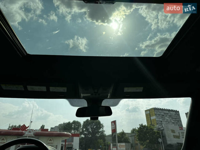 Білий Ленд Ровер Range Rover Sport, об'ємом двигуна 3 л та пробігом 209 тис. км за 20000 $, фото 30 на Automoto.ua