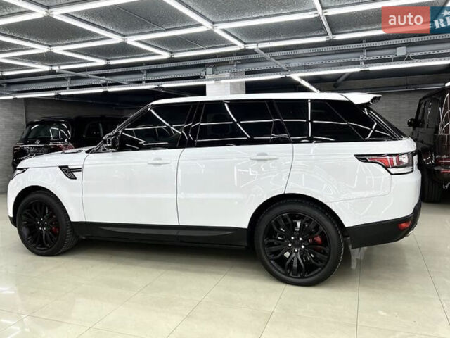 Білий Ленд Ровер Range Rover Sport, об'ємом двигуна 5 л та пробігом 119 тис. км за 39500 $, фото 18 на Automoto.ua