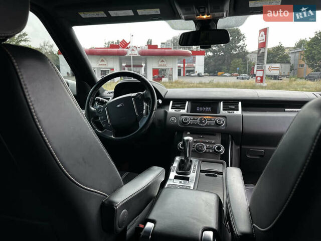 Білий Ленд Ровер Range Rover Sport, об'ємом двигуна 3 л та пробігом 209 тис. км за 20000 $, фото 20 на Automoto.ua