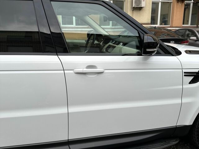 Белый Ленд Ровер Рендж Ровер Спорт, объемом двигателя 5 л и пробегом 121 тыс. км за 34500 $, фото 11 на Automoto.ua