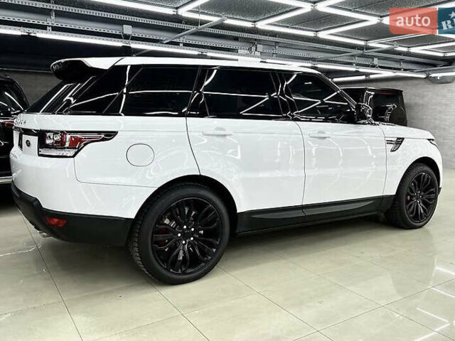 Білий Ленд Ровер Range Rover Sport, об'ємом двигуна 5 л та пробігом 119 тис. км за 39500 $, фото 5 на Automoto.ua