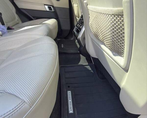 Білий Ленд Ровер Range Rover Sport, об'ємом двигуна 3 л та пробігом 171 тис. км за 29000 $, фото 33 на Automoto.ua