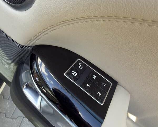 Білий Ленд Ровер Range Rover Sport, об'ємом двигуна 3 л та пробігом 171 тис. км за 29000 $, фото 45 на Automoto.ua