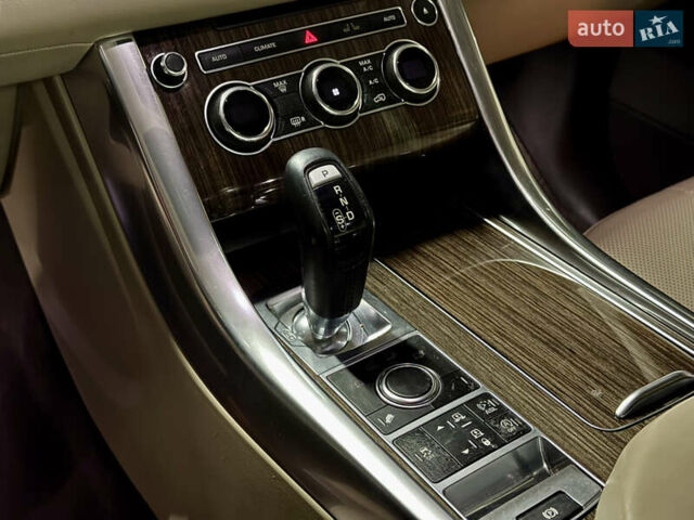 Білий Ленд Ровер Range Rover Sport, об'ємом двигуна 3 л та пробігом 119 тис. км за 25500 $, фото 7 на Automoto.ua