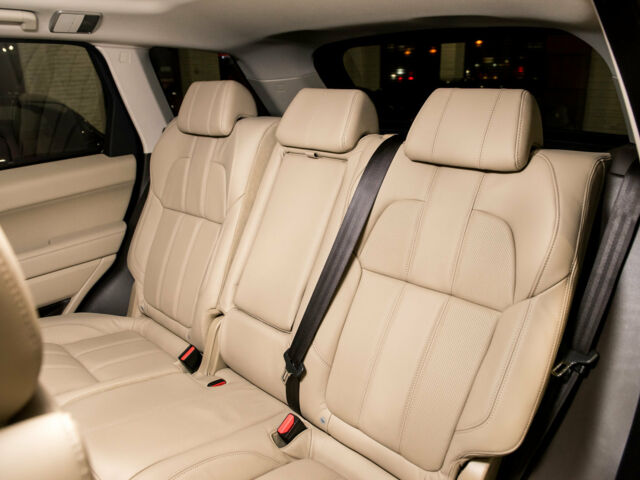 Білий Ленд Ровер Range Rover Sport, об'ємом двигуна 3 л та пробігом 40 тис. км за 49500 $, фото 21 на Automoto.ua