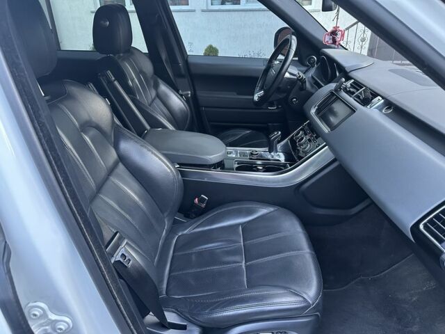 Білий Ленд Ровер Range Rover Sport, об'ємом двигуна 3 л та пробігом 161 тис. км за 21425 $, фото 4 на Automoto.ua