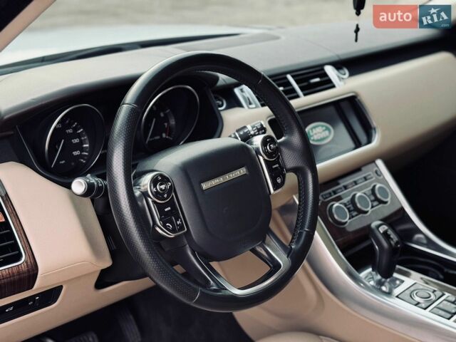 Білий Ленд Ровер Range Rover Sport, об'ємом двигуна 3 л та пробігом 125 тис. км за 20500 $, фото 14 на Automoto.ua
