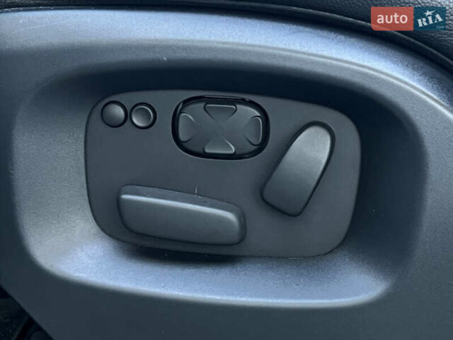 Білий Ленд Ровер Range Rover Sport, об'ємом двигуна 2.99 л та пробігом 235 тис. км за 23500 $, фото 52 на Automoto.ua