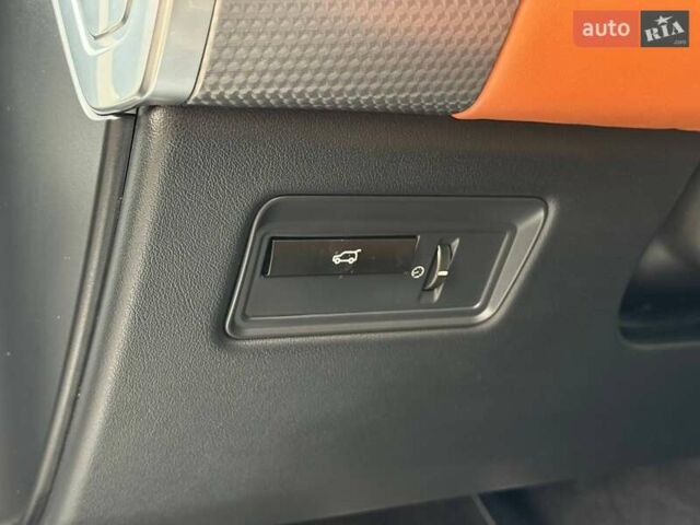 Білий Ленд Ровер Range Rover Sport, об'ємом двигуна 2.99 л та пробігом 258 тис. км за 29900 $, фото 44 на Automoto.ua