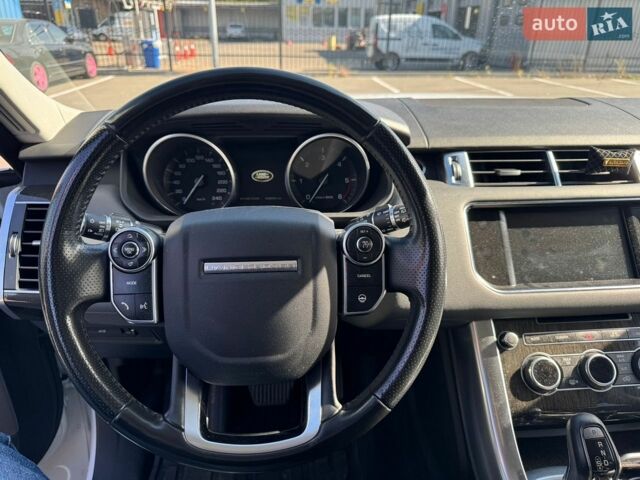 Білий Ленд Ровер Range Rover Sport, об'ємом двигуна 2.99 л та пробігом 166 тис. км за 30000 $, фото 5 на Automoto.ua
