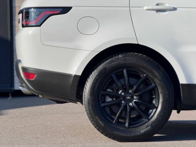 Білий Ленд Ровер Range Rover Sport, об'ємом двигуна 3 л та пробігом 164 тис. км за 22900 $, фото 11 на Automoto.ua