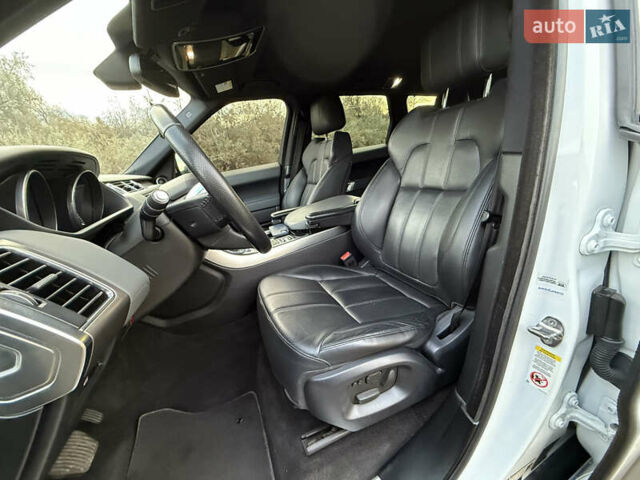 Белый Ленд Ровер Рендж Ровер Спорт, объемом двигателя 3 л и пробегом 162 тыс. км за 20900 $, фото 17 на Automoto.ua