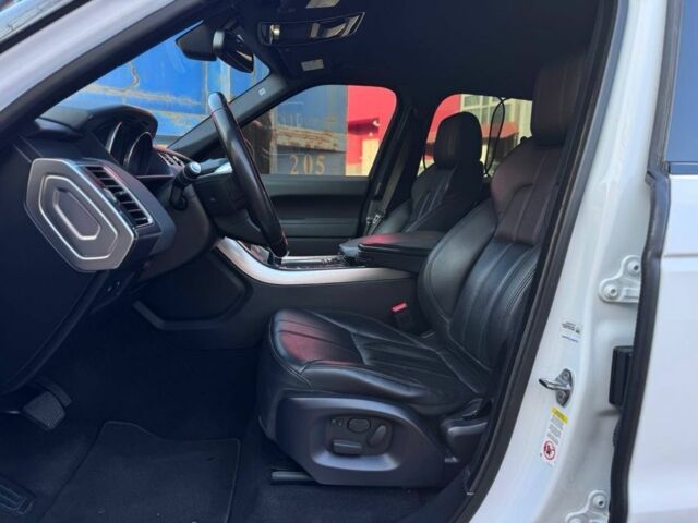 Білий Ленд Ровер Range Rover Sport, об'ємом двигуна 3 л та пробігом 164 тис. км за 22900 $, фото 19 на Automoto.ua