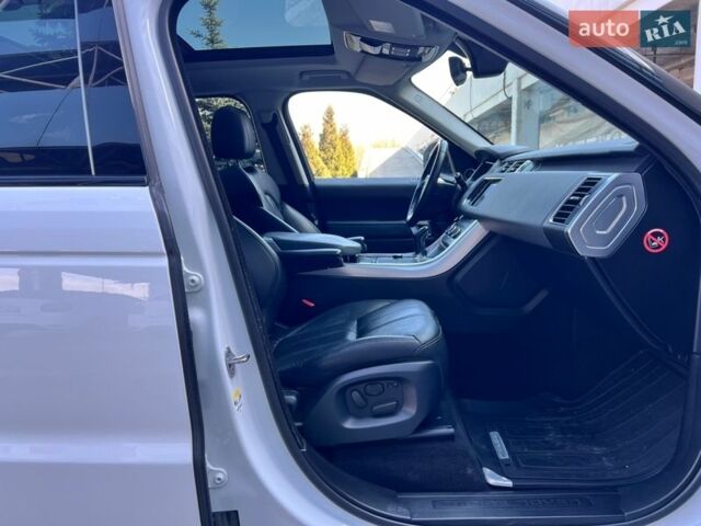 Белый Ленд Ровер Рендж Ровер Спорт, объемом двигателя 2.99 л и пробегом 236 тыс. км за 20999 $, фото 54 на Automoto.ua