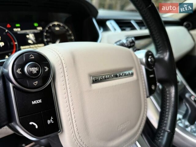 Білий Ленд Ровер Range Rover Sport, об'ємом двигуна 2.99 л та пробігом 132 тис. км за 28000 $, фото 69 на Automoto.ua